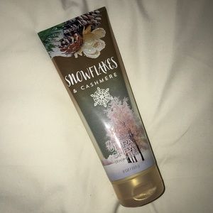 Snowflakes and Cashmere Body Cream